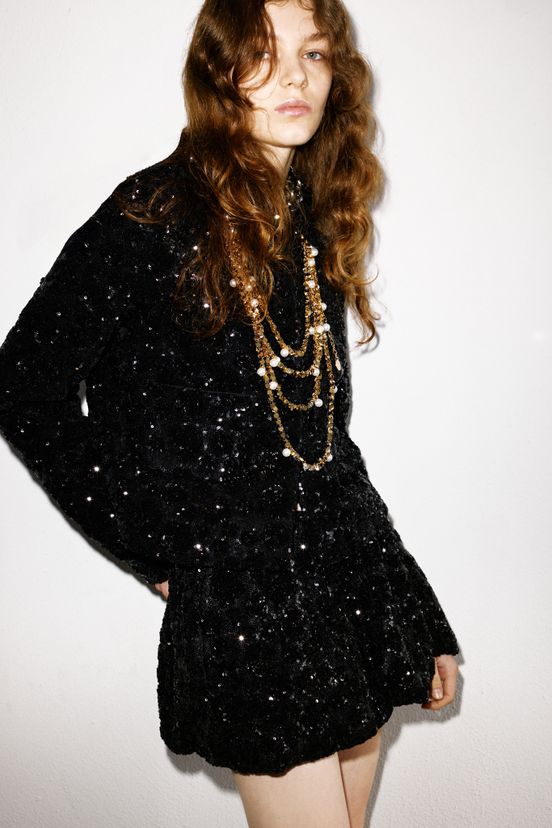 woman<br>Pre-Fall 2025