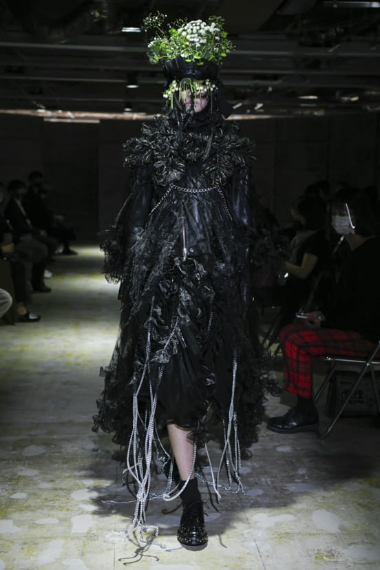 woman<br>SS21