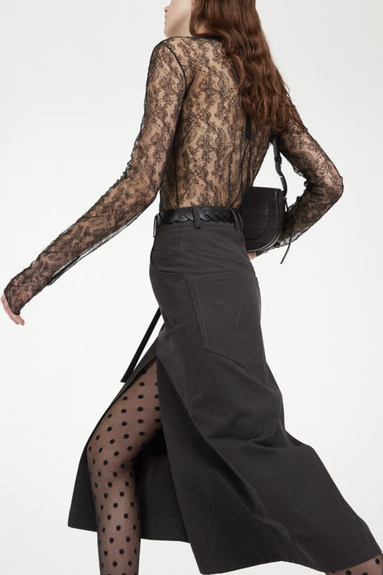woman<br>PF17