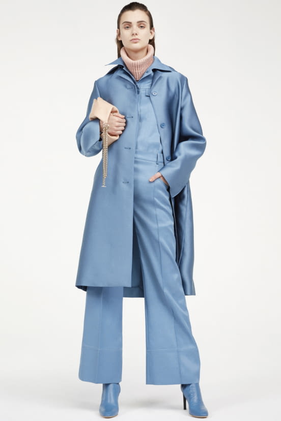 woman<br>PF17
