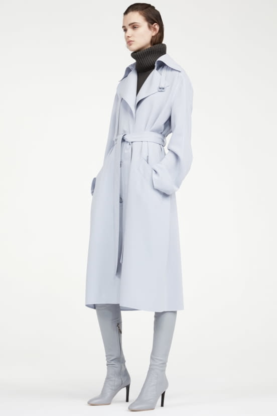 woman<br>PF17