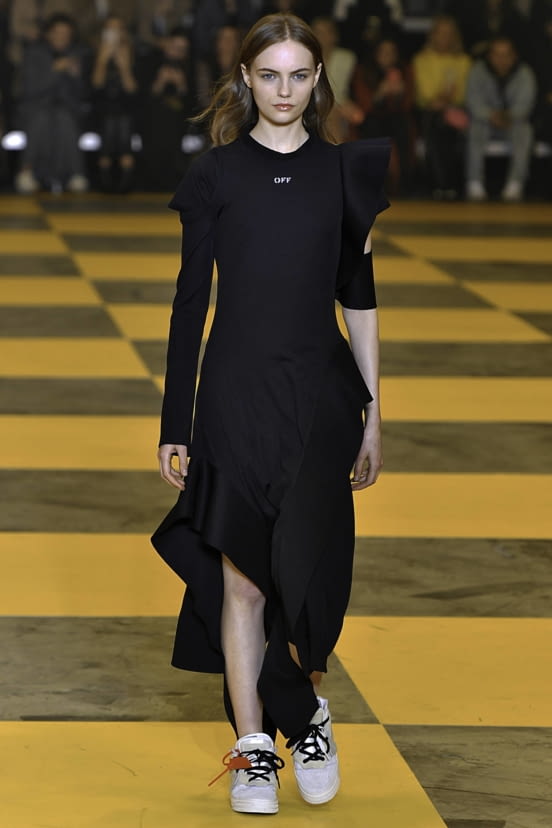 woman<br>FW19