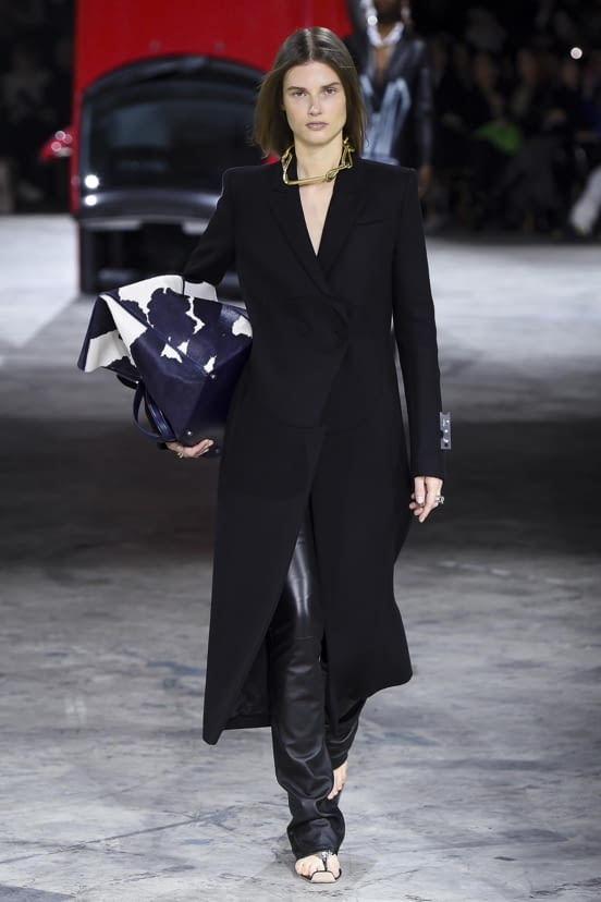 woman<br>FW20