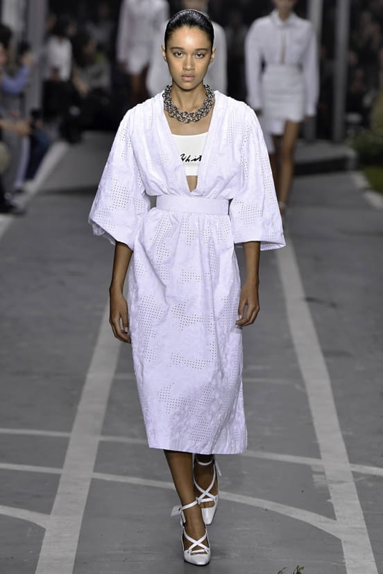 woman<br>SS19
