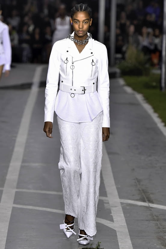 woman<br>SS19