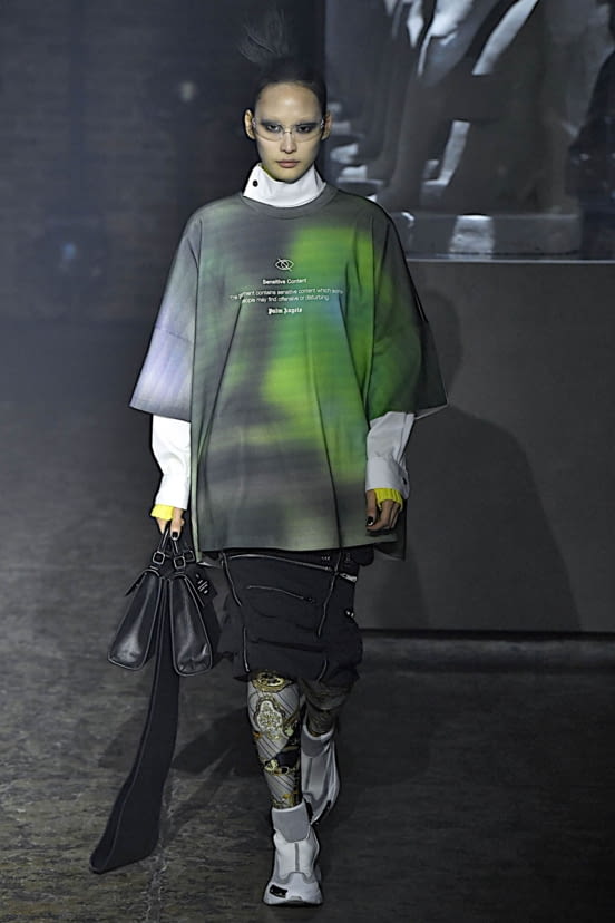 woman<br>FW19