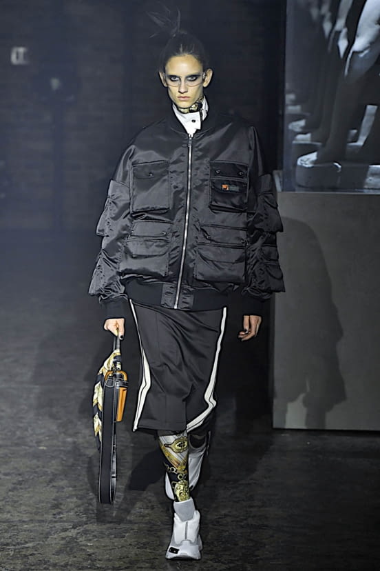 woman<br>FW19