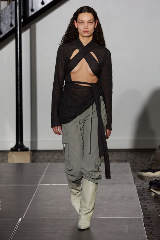 woman<br>FW23