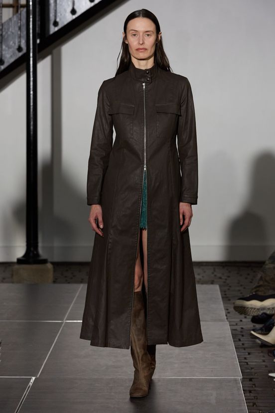 woman<br>FW23