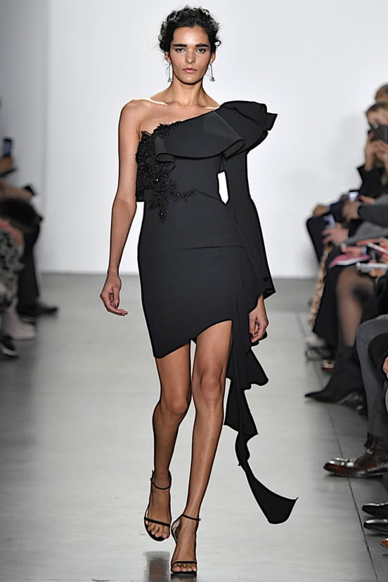 woman<br>FW19