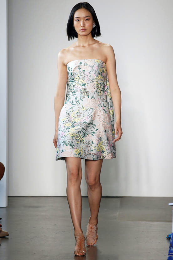 woman<br>SS19