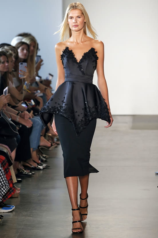 woman<br>SS19