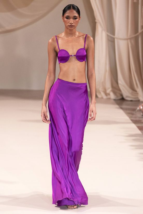 woman<br>FW23
