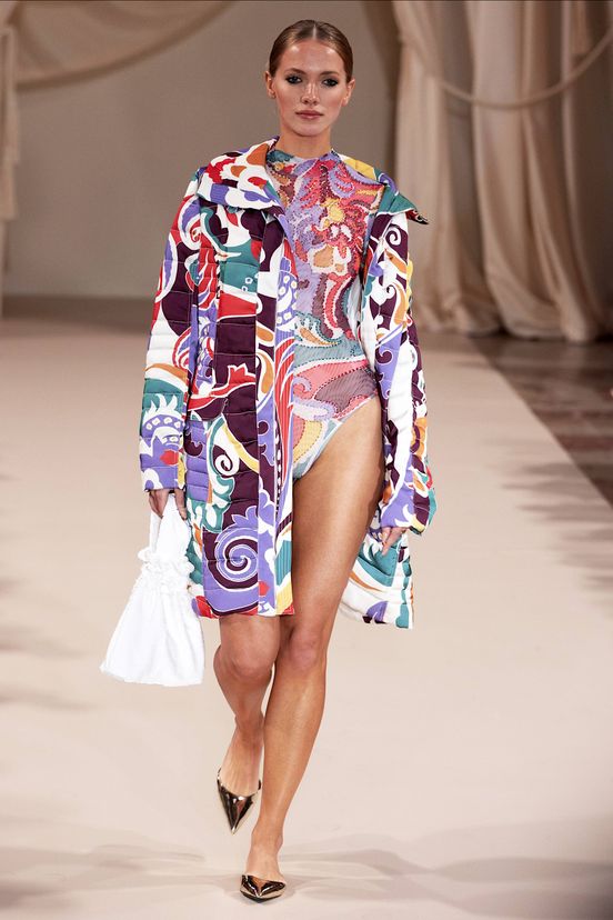 woman<br>FW23