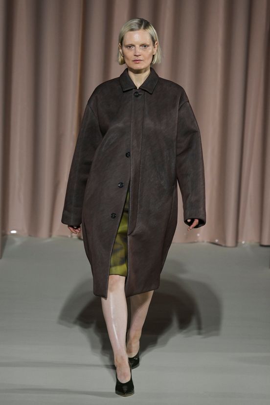 woman<br>FW24