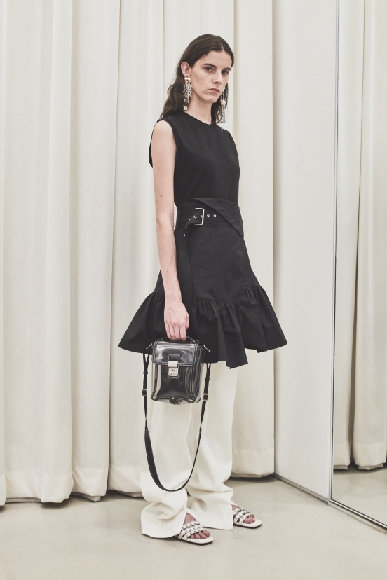 woman<br>PF19