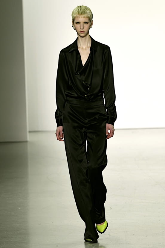 woman<br>FW22