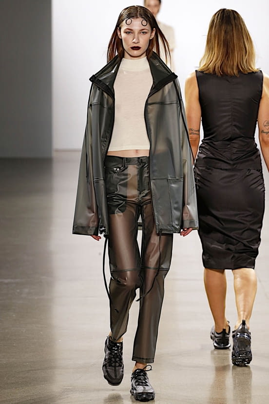 woman<br>FW19