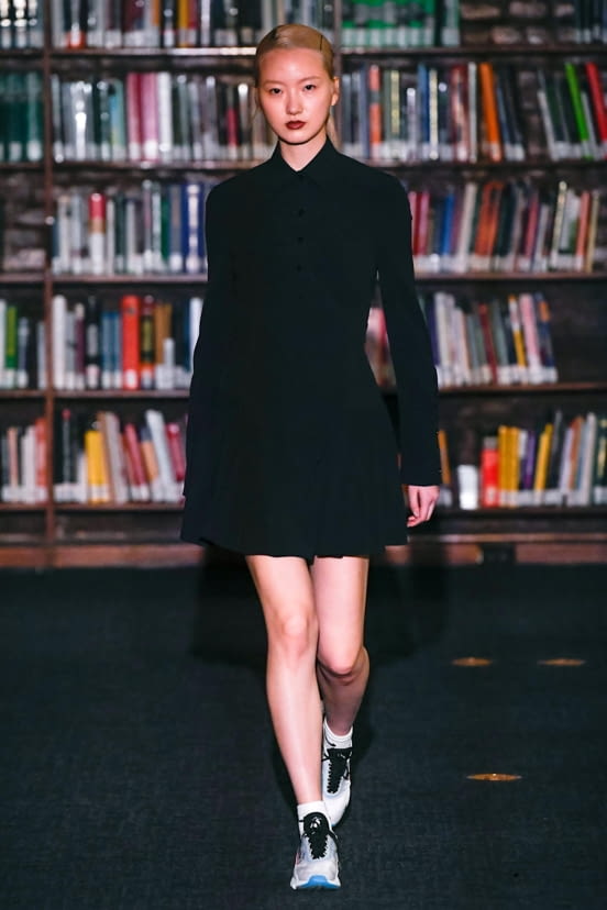 woman<br>FW20