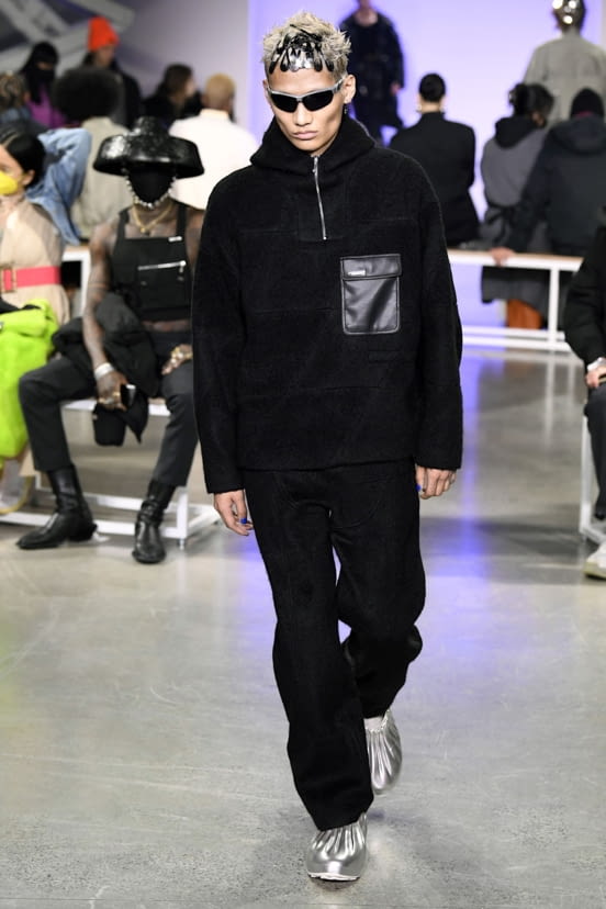 woman<br>FW22