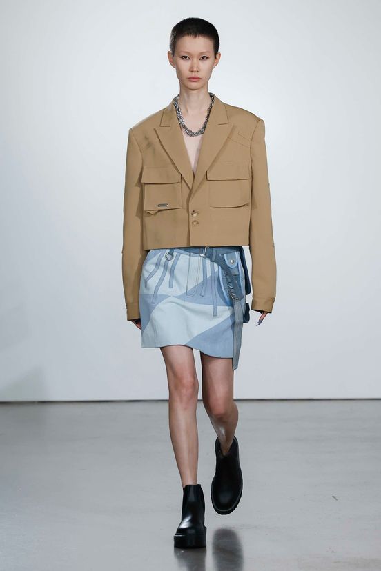 woman<br>FW23