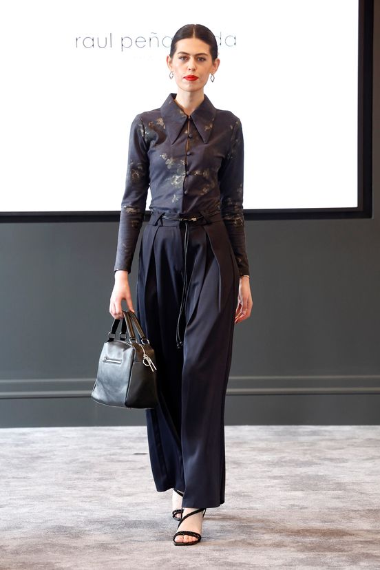 woman<br>FW26