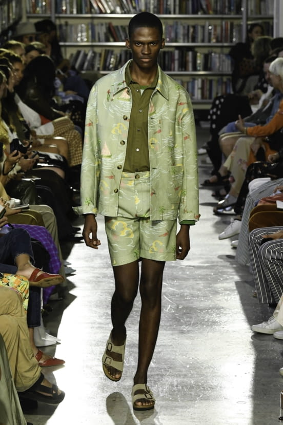 woman<br>SS20