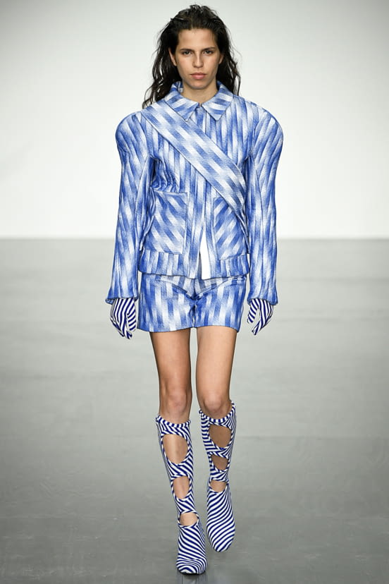 woman<br>S/S 18