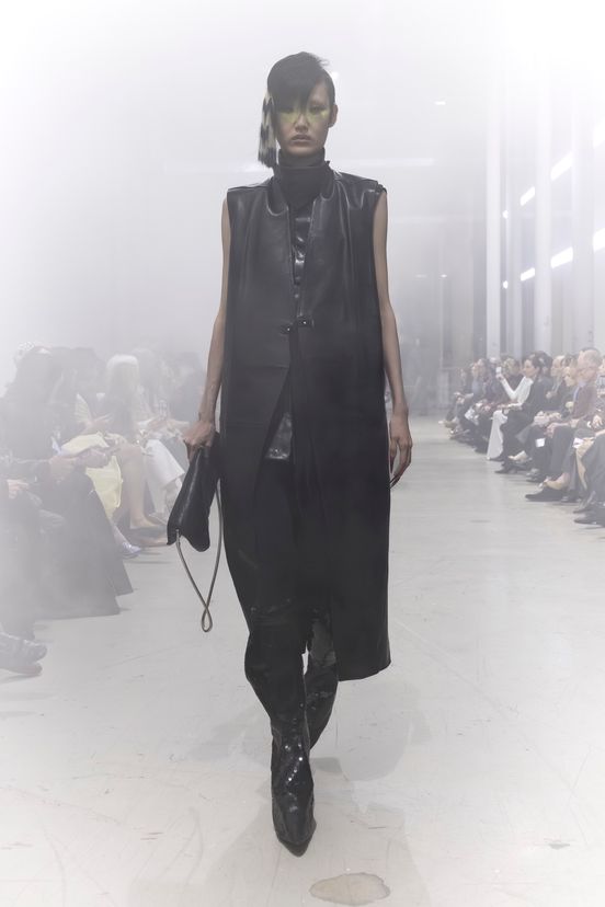 woman<br>FW26