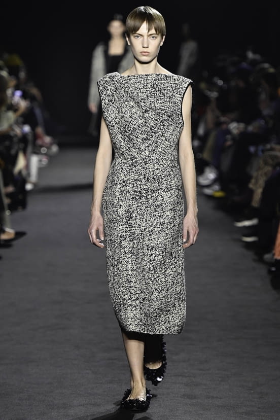 woman<br>FW19