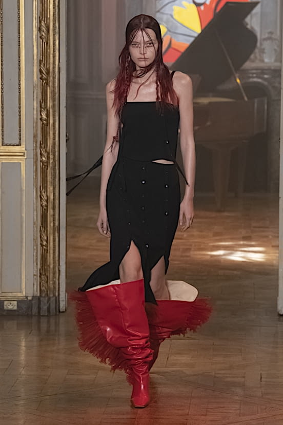 woman<br>SS22