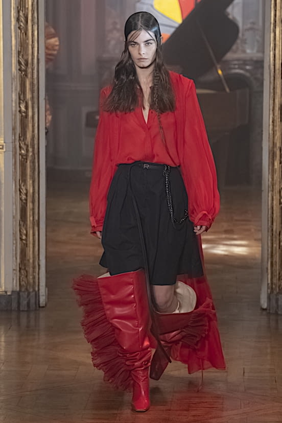 woman<br>SS22