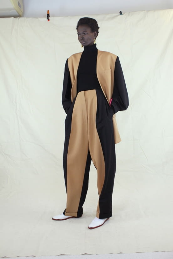 woman<br>FW21