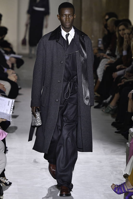 woman<br>FW19