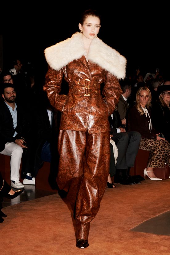 woman<br>FW25
