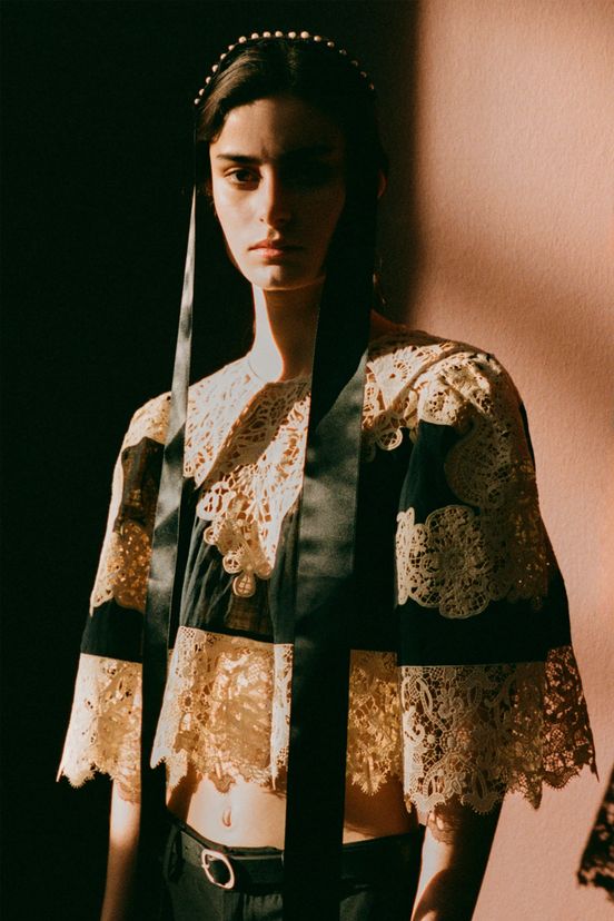 woman<br>FW25