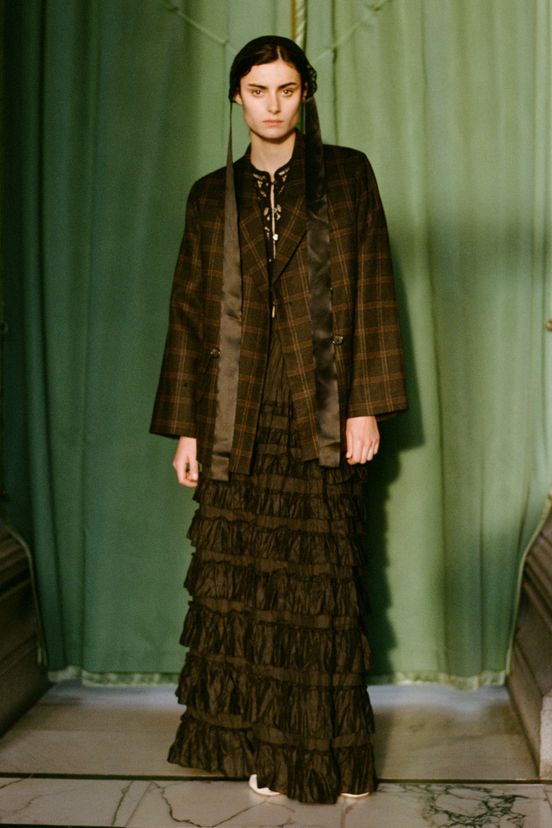 woman<br>FW25