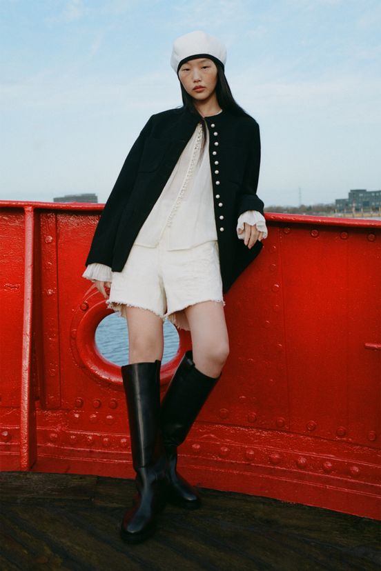 woman<br>PF25