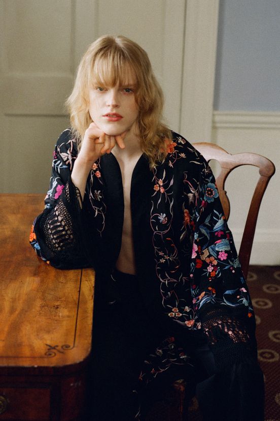 woman<br>Resort 2025