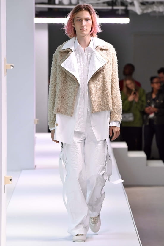 woman<br>SS19