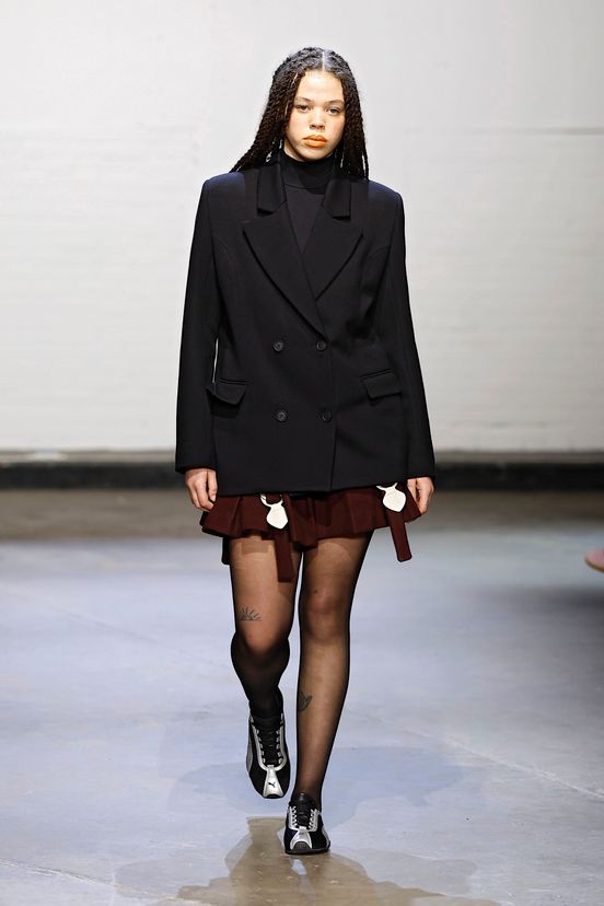 woman<br>FW25