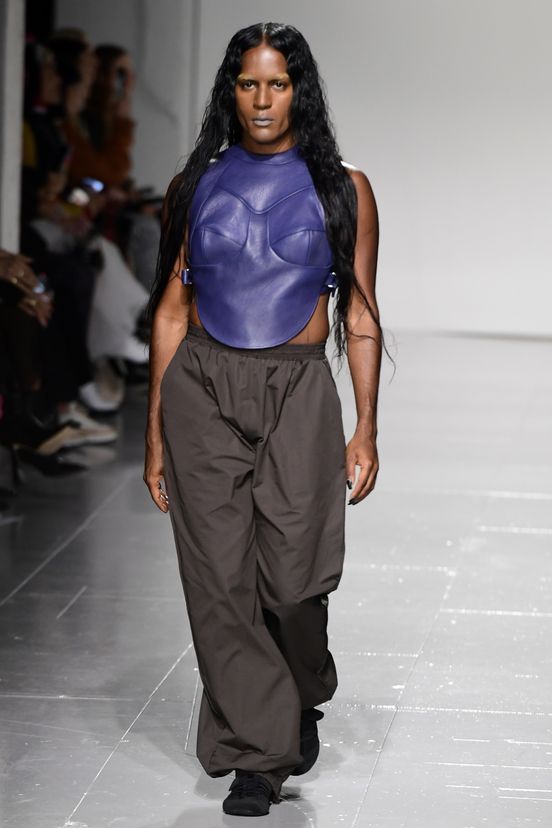 woman<br>FW23
