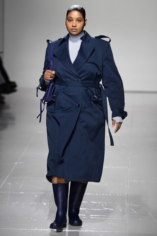 woman<br>FW23