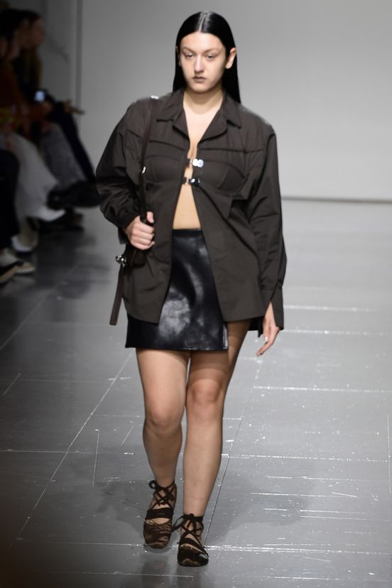 woman<br>FW23