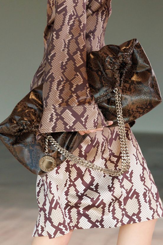 accessory<br>FW25