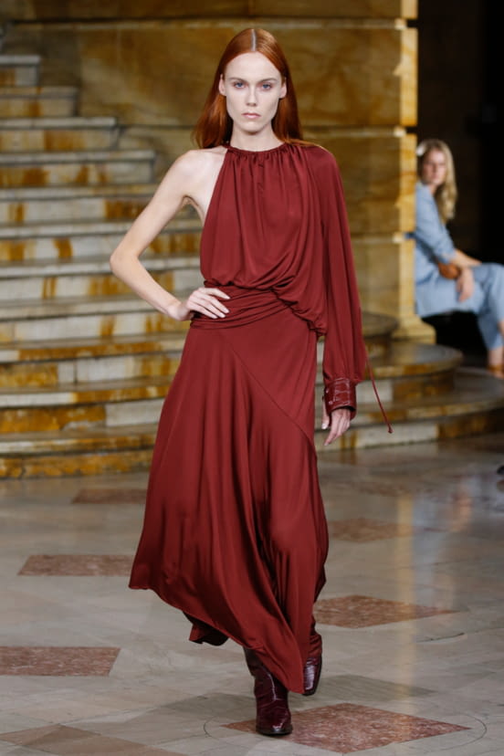 woman<br>SS20