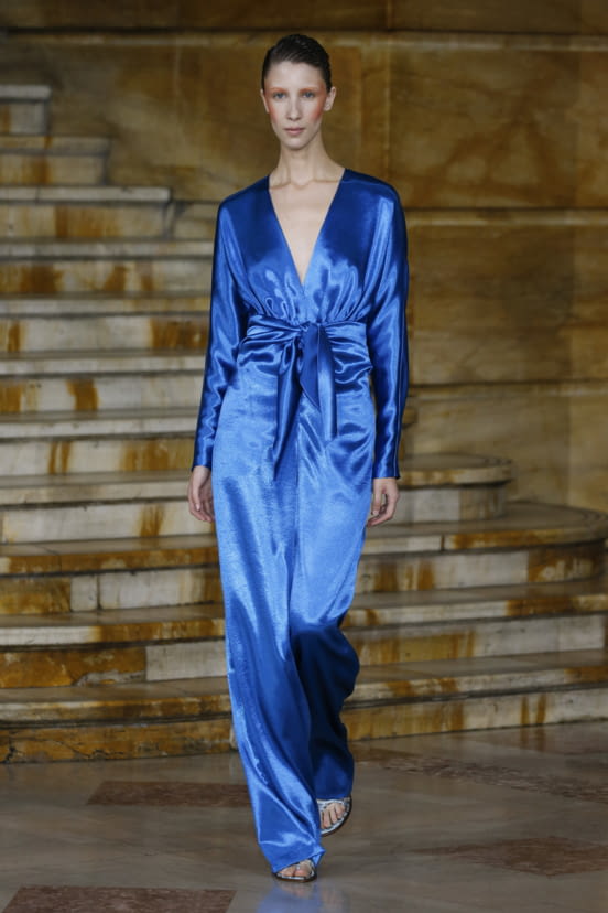 woman<br>SS20