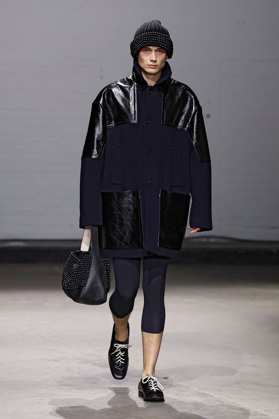 woman<br>FW25