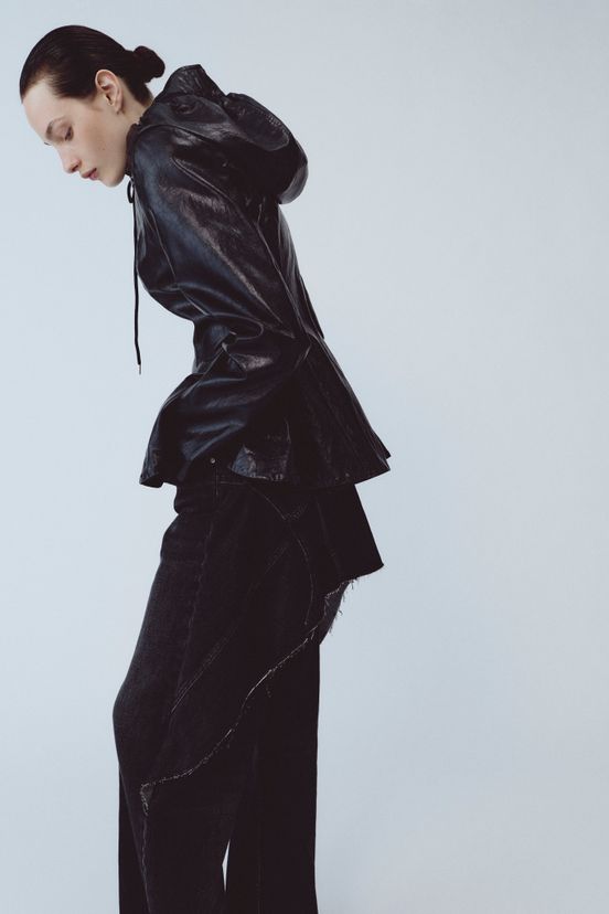 woman<br>RS27