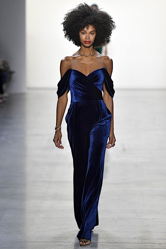woman<br>FW19
